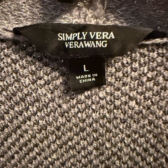 Vera Wang Cardigan - Picture 4 of 4